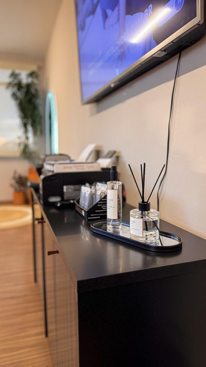 c228084e-5782-4c37-af3b-423e37bf44b1